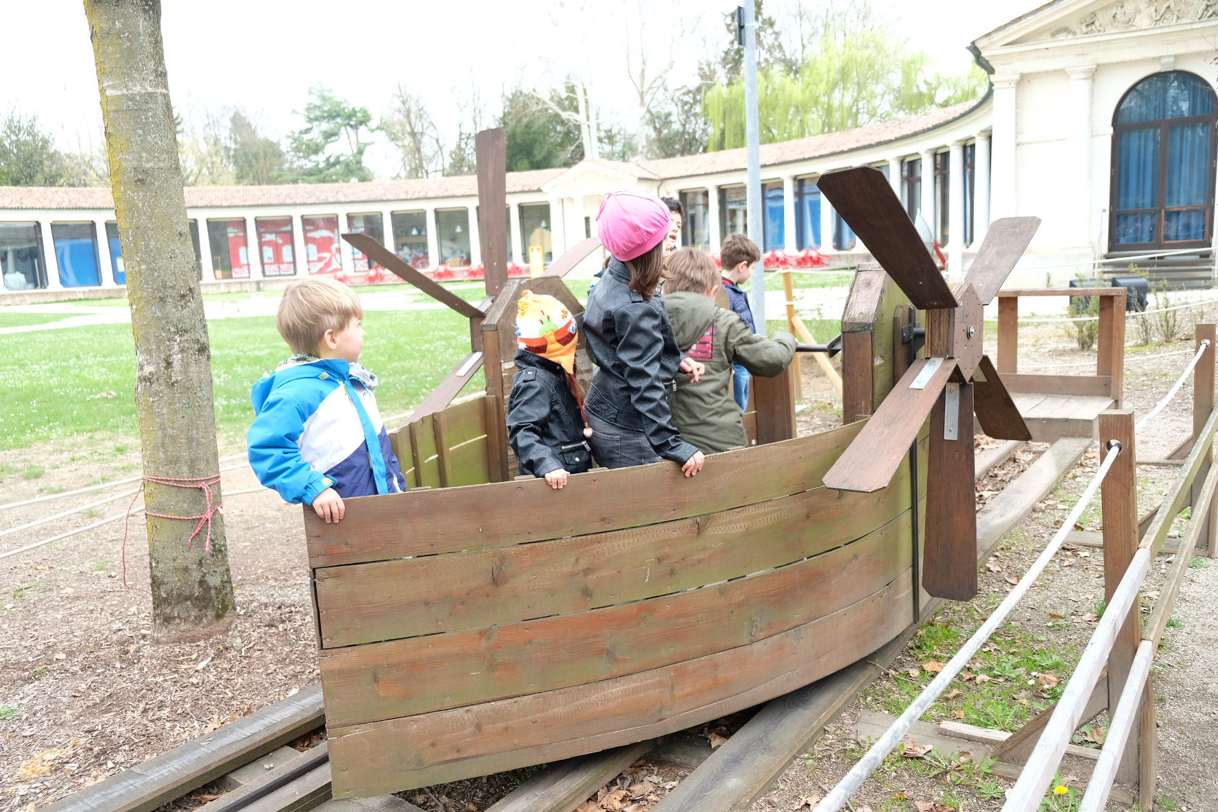 Parco degli Alberi Parlanti Le macchine di Leonardo MammaInViaggio