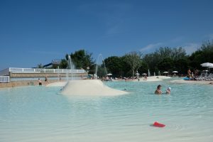 Chioggia Isamar Holiday Village Piscina MammaInViaggio