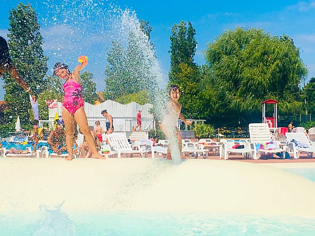 Villaggio Barricata Piscina MammaInViaggio