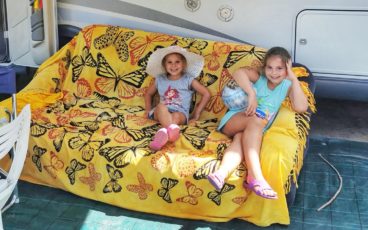 Divano gonfiabile per camper