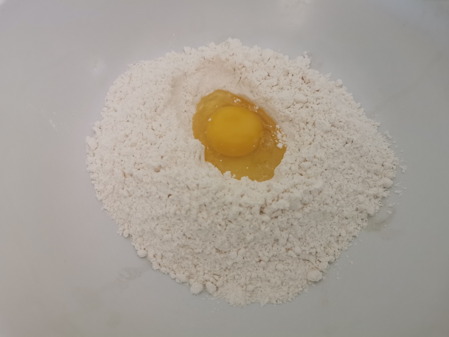 Crescia sfogliata impasto