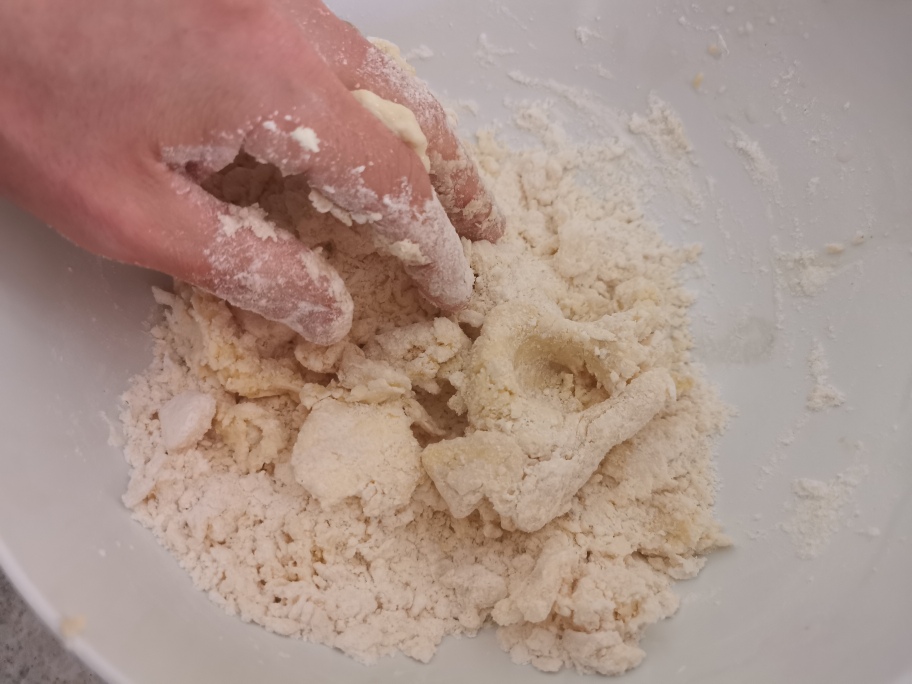 Crescia sfogliata marchigiana impasto