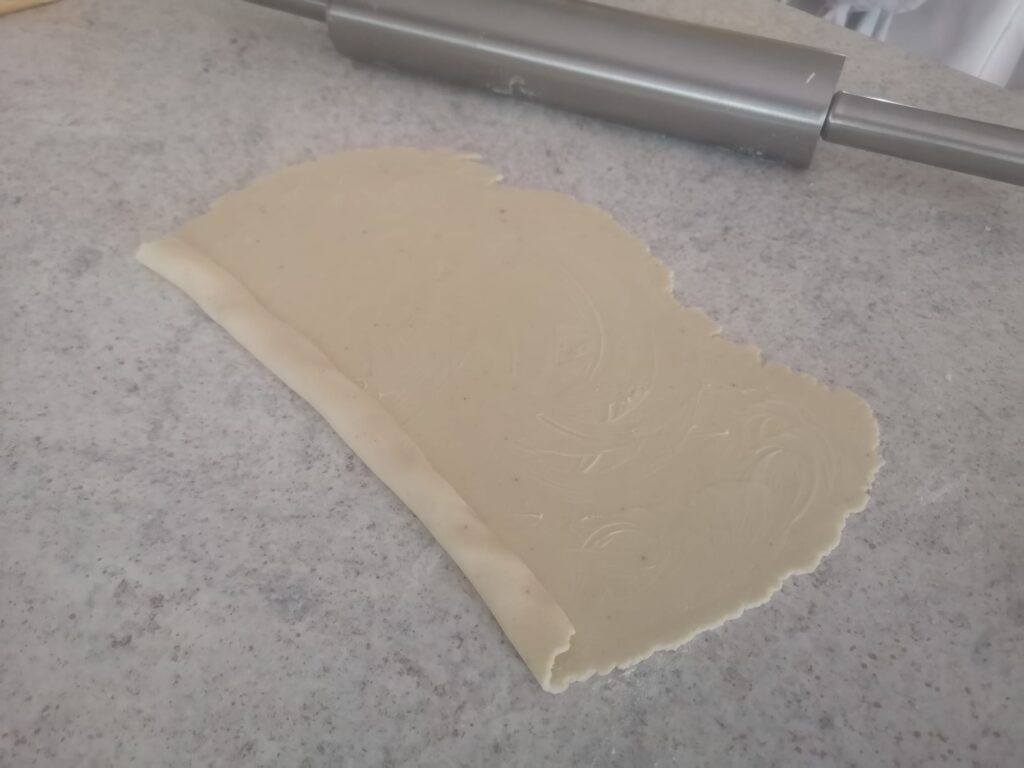 Crescia sfogliata preparazione