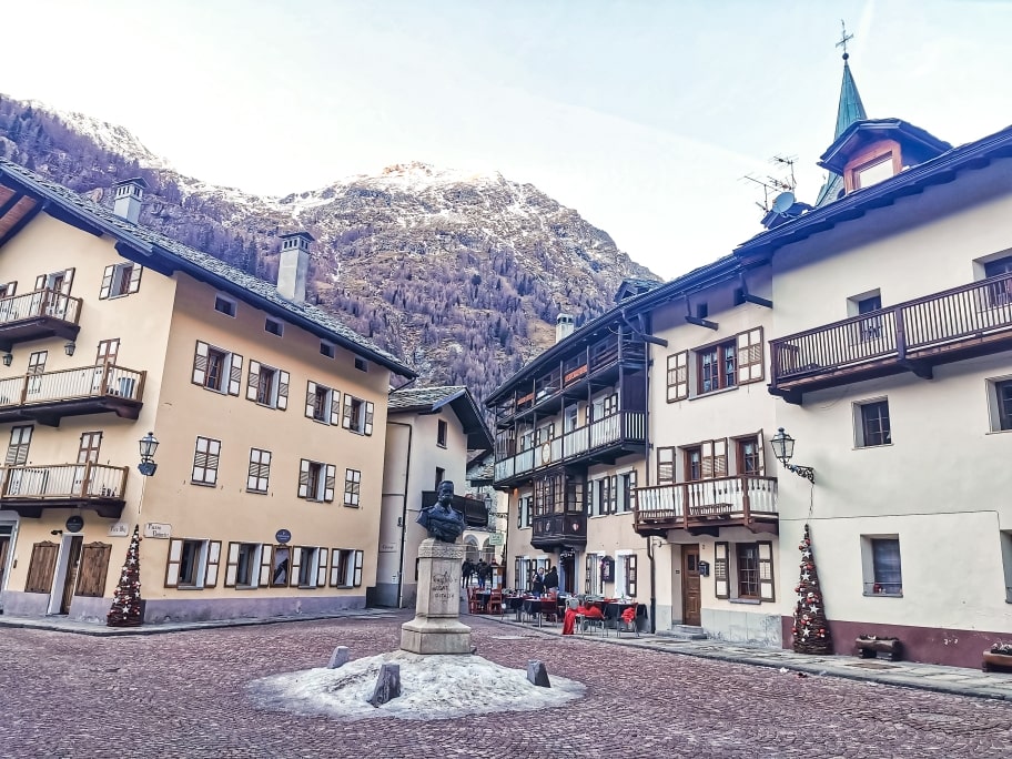 Gressonay saint jean piazza