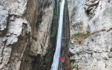 Parco delle cascate di Molina altalena