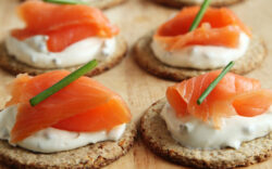 tartine al salmone