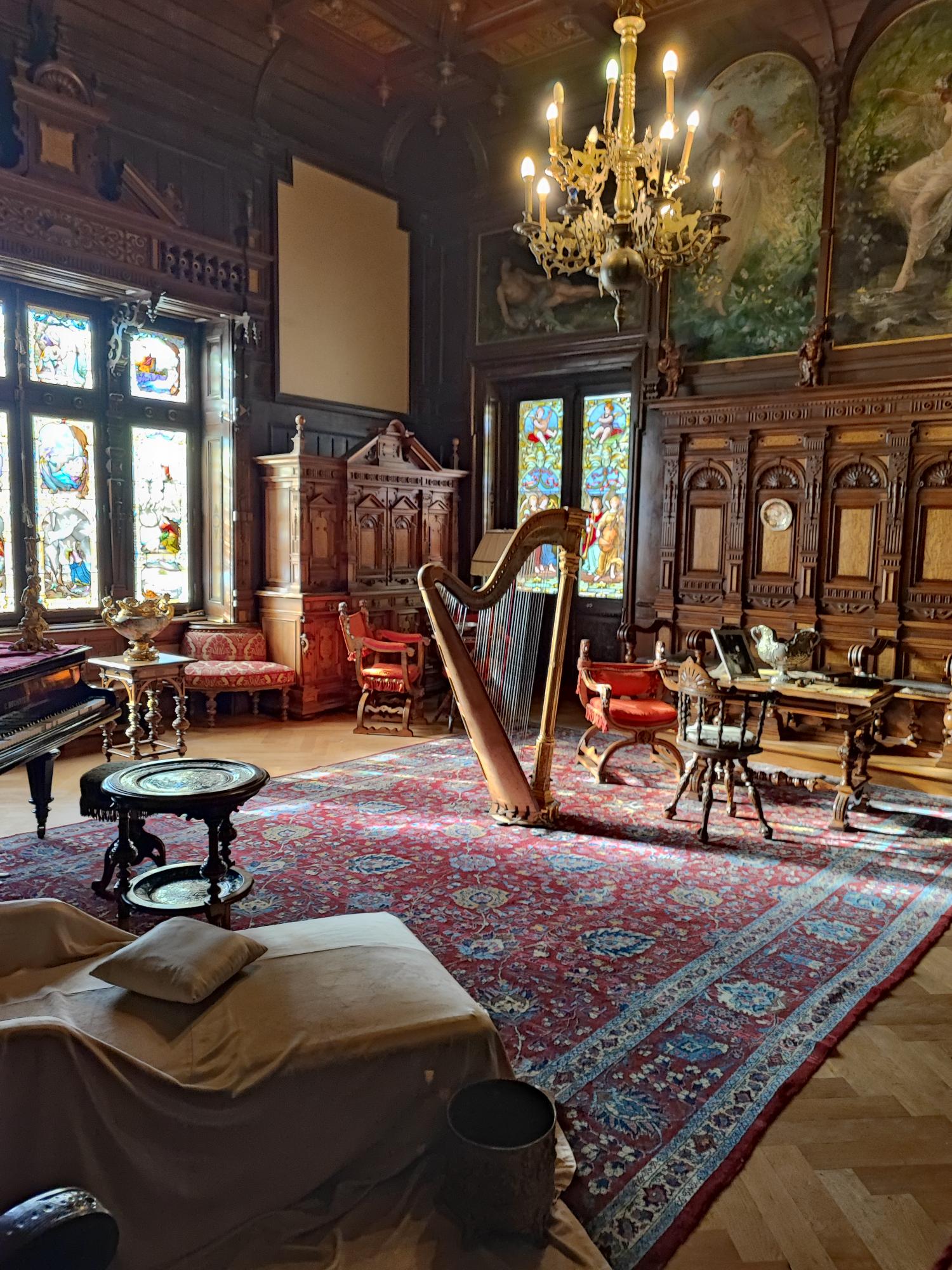 castellodi peles sala della musica