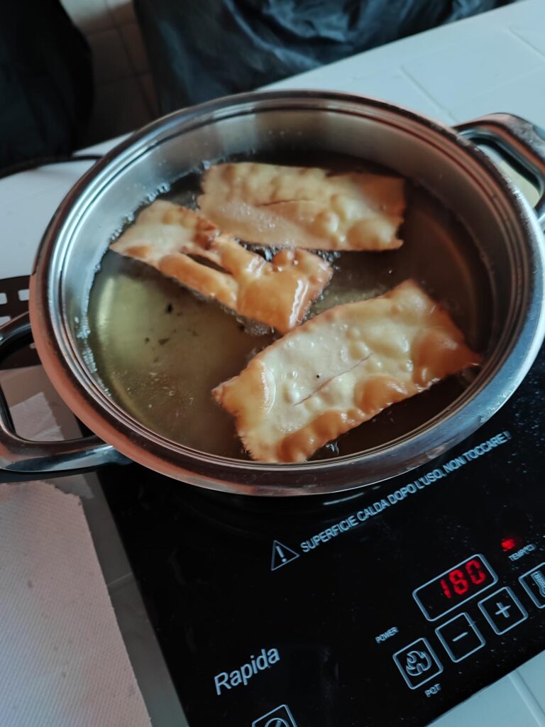 Chiacchiere senza glutine senza burro cottura
