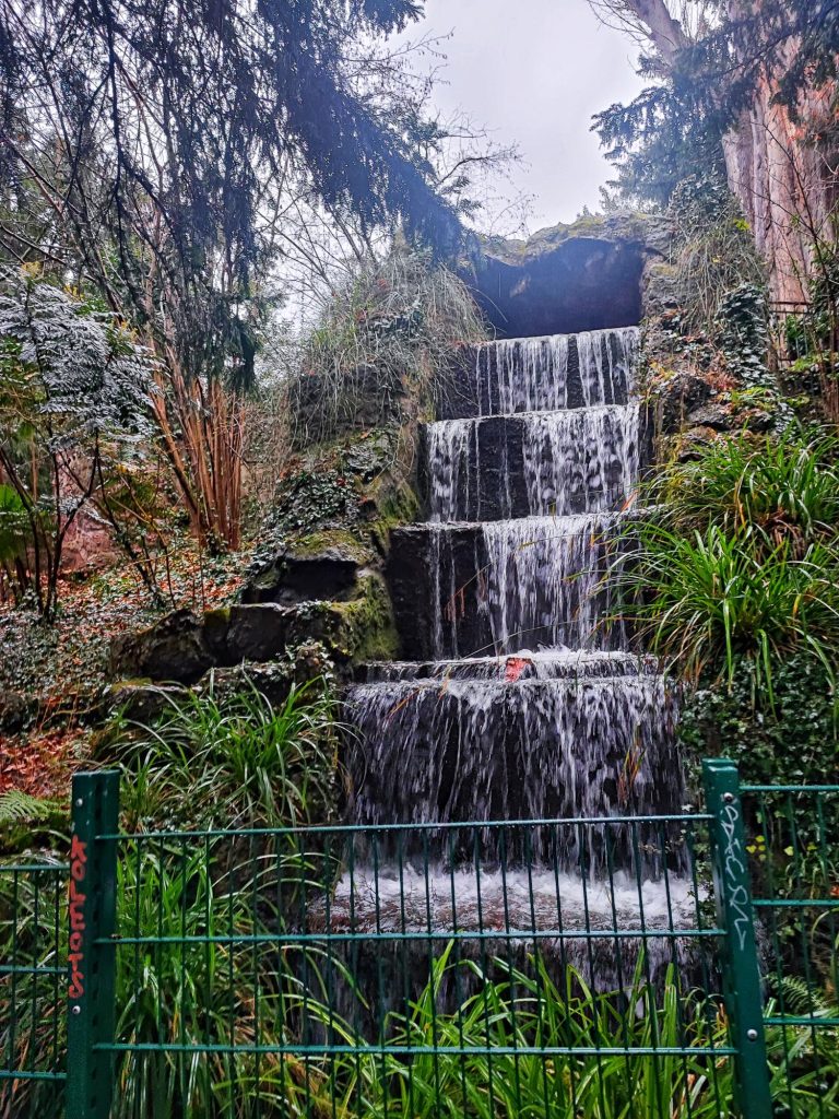 Parco dell'Orangerie cascata
