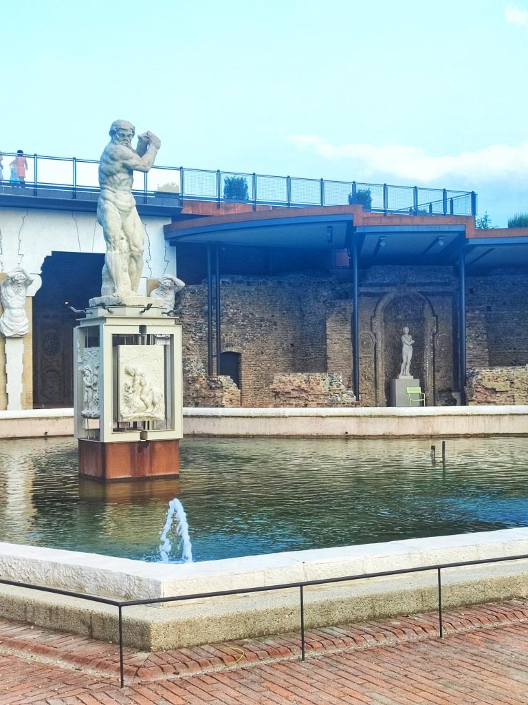 fontana d ercole reggia venaria