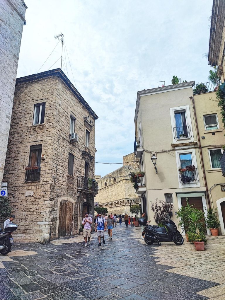 vicolo bari vecchia