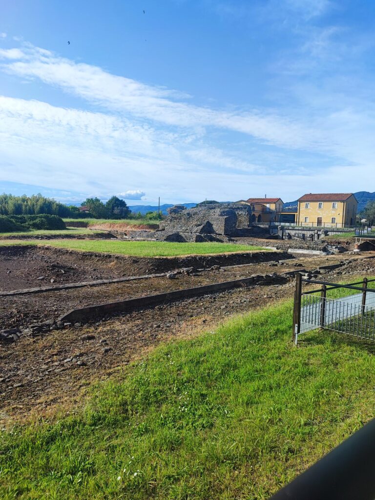 Parcho archeologico Luni