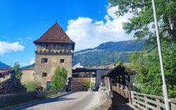 Ponte Coperto e Porta Tubre