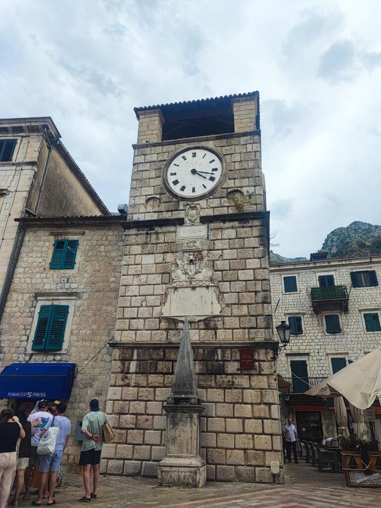 Kotor piazza orologio