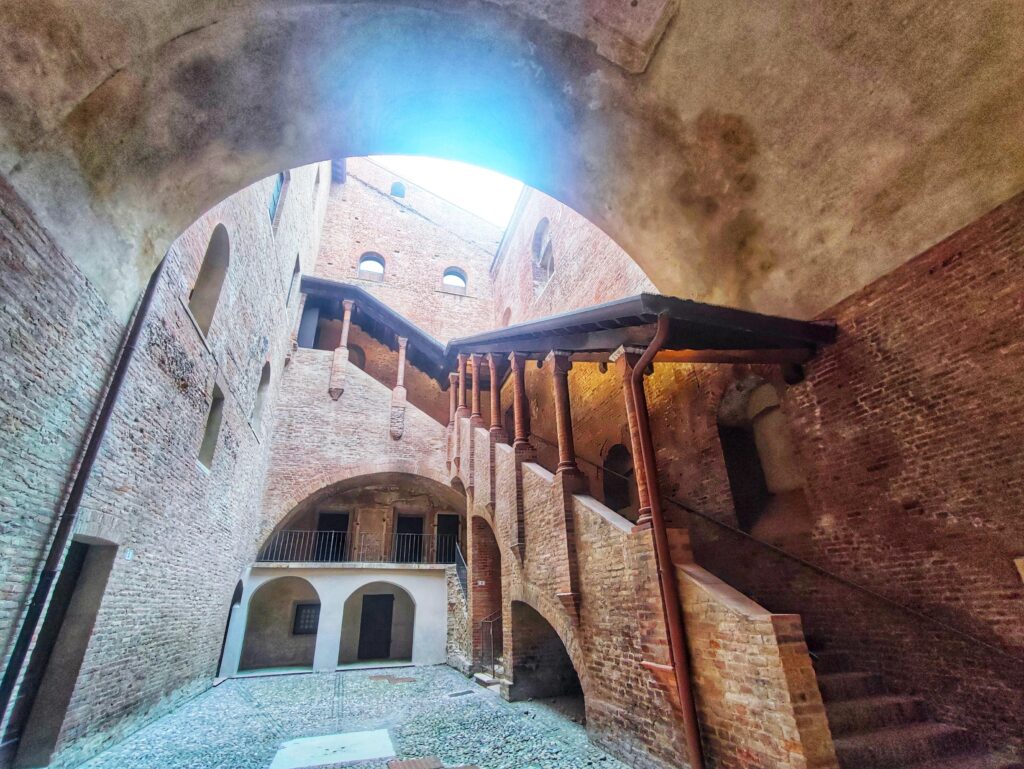 Mantova paizza erbe