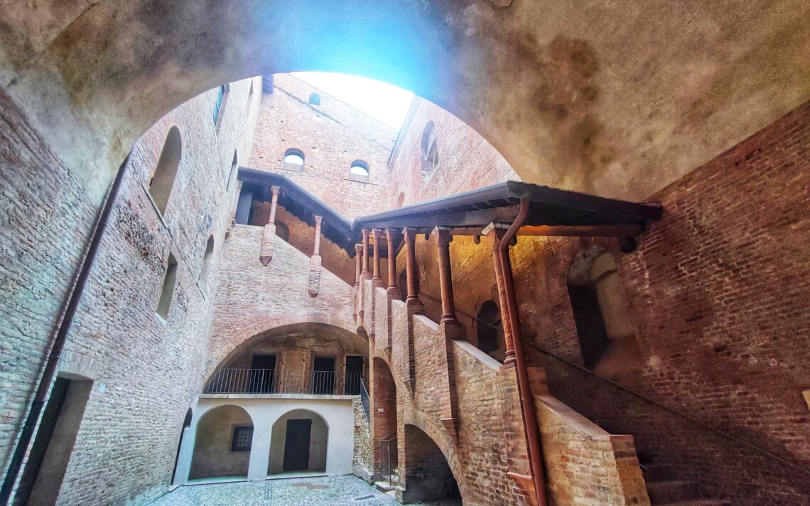 Mantova paizza erbe