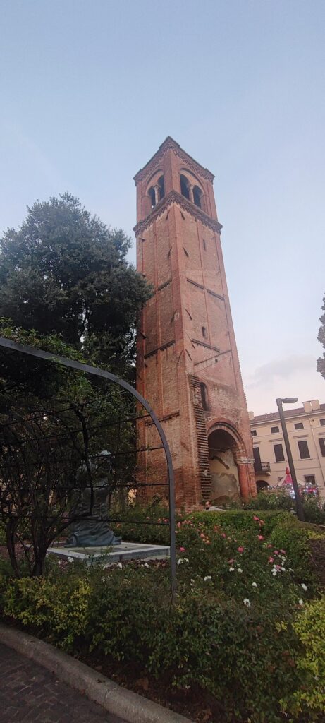 Mantova torre Il rio
