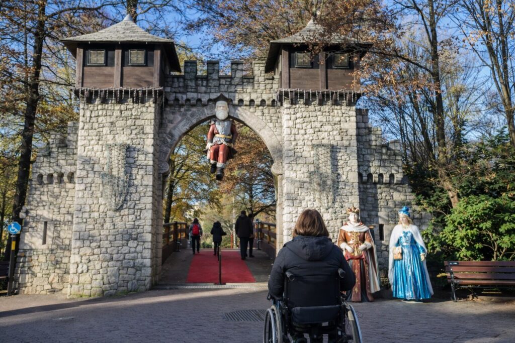 Gardaland accessibile sedia a rotelle