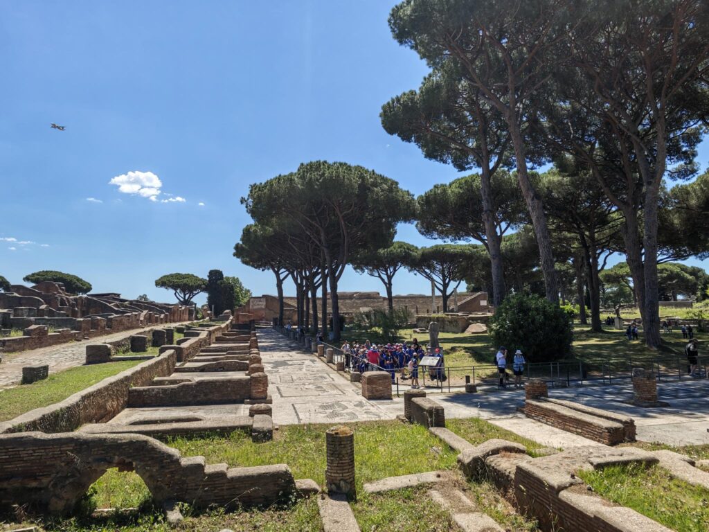 Ostia antica Piazza delle corporazioni