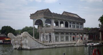 Palazzo d'estate barca marmo