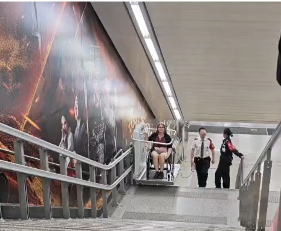 Cina accessibile metropolitana